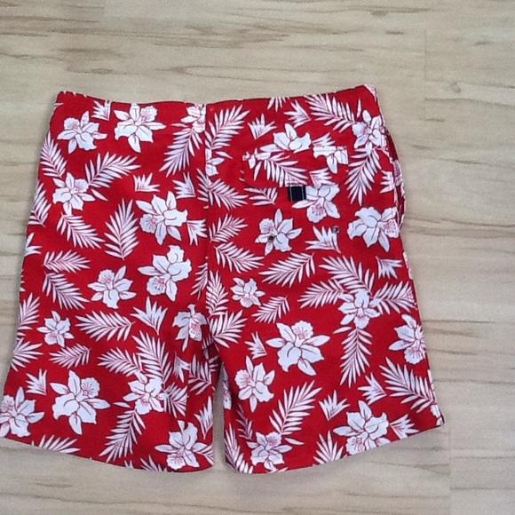 Land's End Red Hawaiian Print Swim Trunks Sz M - Picture 4 of 8